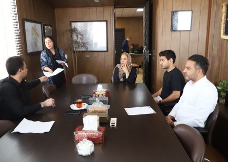 دیدار چهره به چهره شهردار گرمدره با ۳۰ نفر از شهروندان؛ گامی در راستای حل مطالبات مردمی