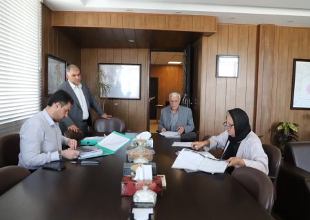 دیدار چهره به چهره شهردار گرمدره با ۲۰ نفر از شهروندان؛ گامی در راستای حل مطالبات مردمی